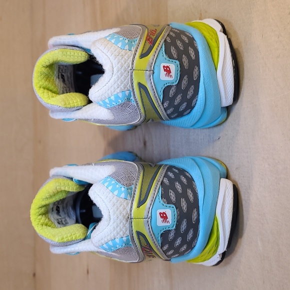 New Balance 870v2 Rev Lite Athletic Shoes - Picture 7 of 10